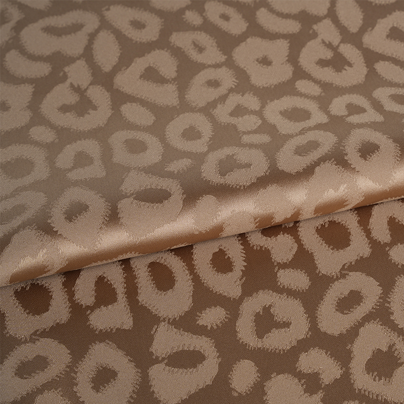 Jacquard leopardato in raso elasticizzato 50/75
