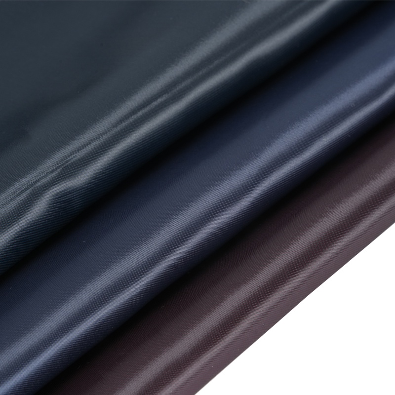 Tessuto satinato cationico