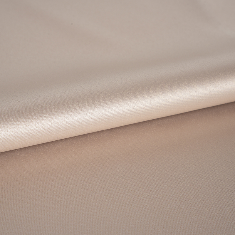 Tessuto in raso elasticizzato ritorto opaco 75D * 75D